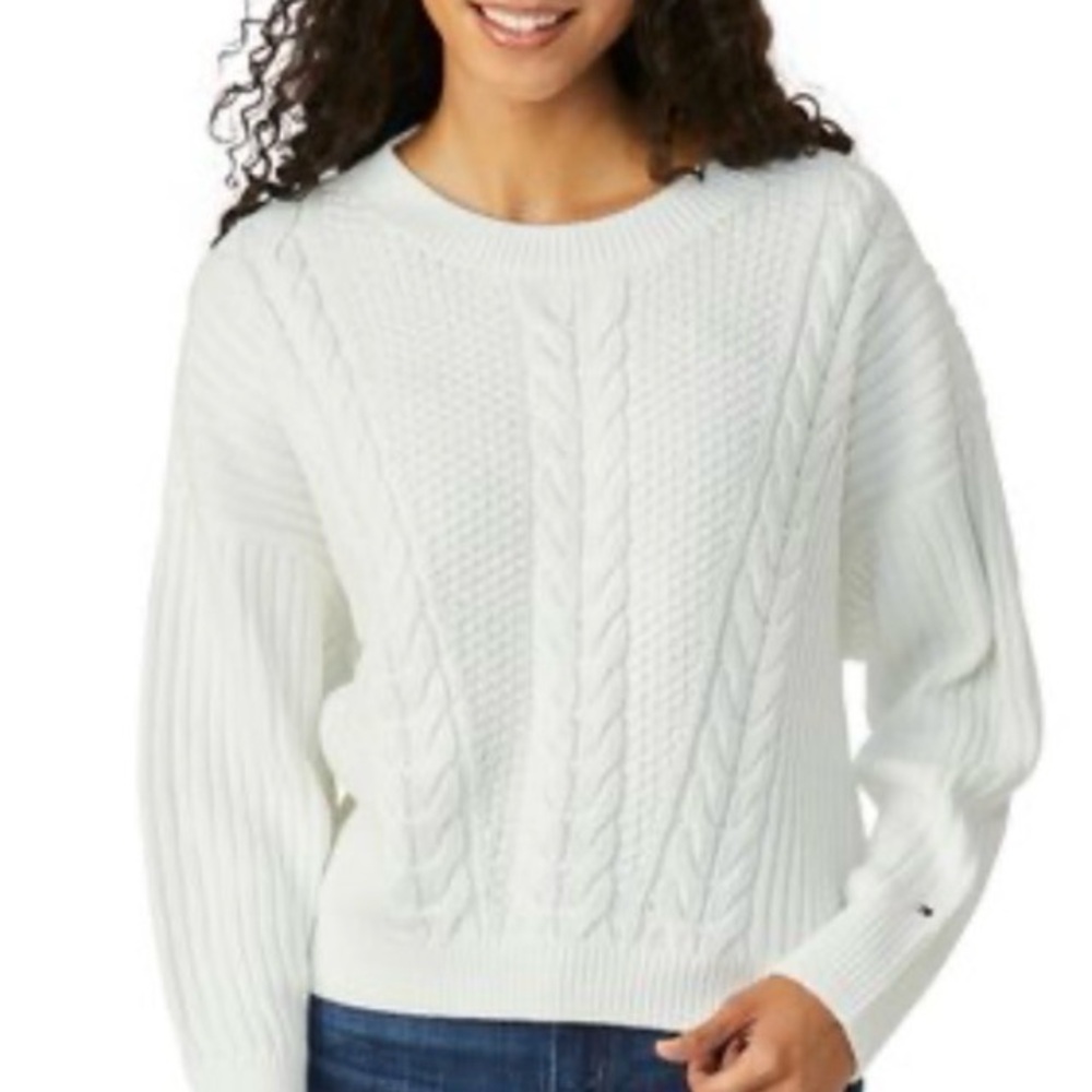 Tommy Hilfiger Women's White/Cream Cable Knit Sweater